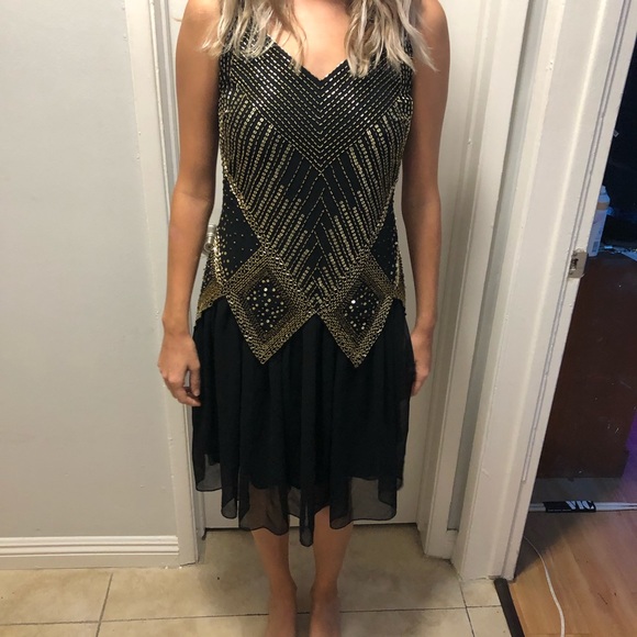 Frock and Frill Beaded Flapper Style Dress - Picture 5 of 7